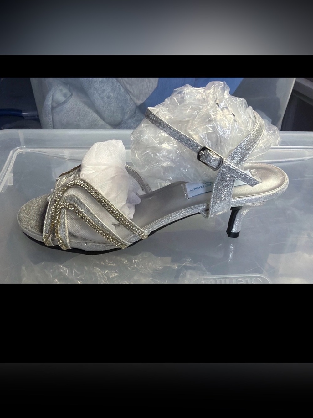 Comfort Collection By Dyeables Women’s Strappy Sandals Silver Size 7 M US